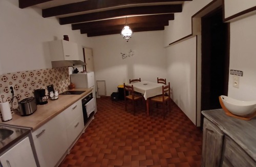 Escamps House | Spacious, peaceful village house.