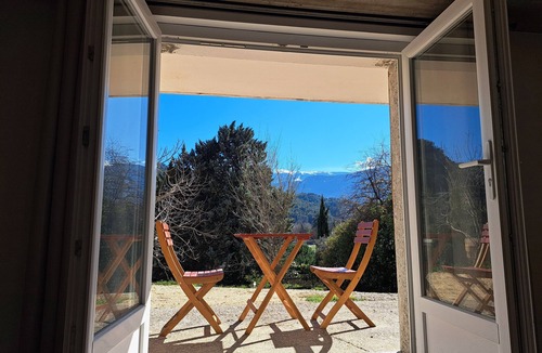 Buis-les-Baronnies House | Spacious room with view of Mont Ventoux