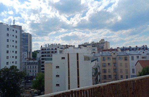 Quartier de la Maison-Blanche Apartment | Spacious studio apartment with a view of Paris. Top floor with elevator