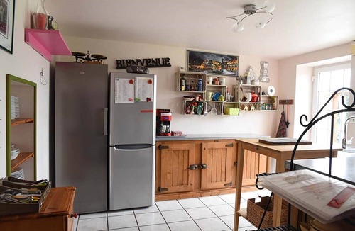 Epinal Apartment | Spacious vacation home by the stream in Épinal - ideal for families and friends