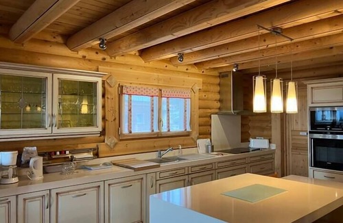 Font-Romeu-Odeillo-Via Ski Chalet | St Bernard - Superb family chalet