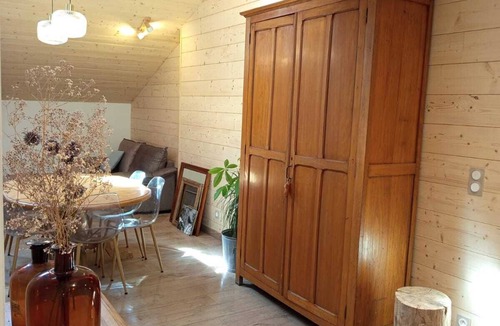 Champagnole Apartment | Starry Chablis