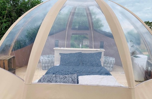Messey-sur-Grosne House | Starry Wigwam (pets not allowed)