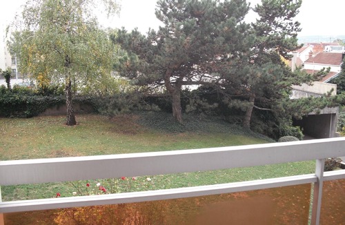 Faubourg-Raines Apartment | Staying for a few nights in Dijon