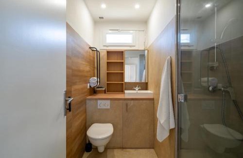 La Roque-sur-Pernes House | Stone house T3 in a tourist residence