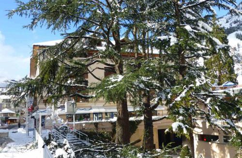 Brides-les-Bains Apartment | Studio 2* Centre-ville, Animaux admis, Parking, Wi-Fi - FR-1-512-81