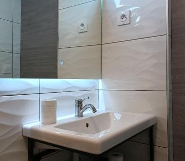 Moirans-en-Montagne Apartment | Studio 2