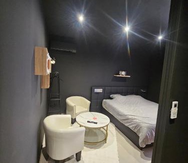 Malataverne Apartment | studio 2 personnes toutes équipées