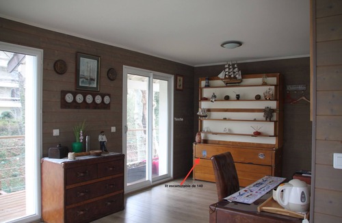 Saint-Maurice Apartment | Studio Apartment "Indépendant" with Private Terrace, Private Heated Pool & Wi-Fi