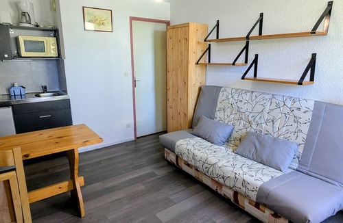 Prapoutel Apartment | Studio at the slopes, pets allowed