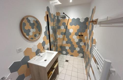 Nontron Apartment | Studio avec terrasse privée