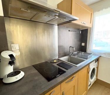 Loyettes Apartment | Studio avec Wi-Fi, à 5mn de la Centrale du Bugey