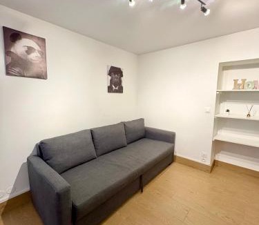 Loyettes Apartment | Studio avec Wi-Fi, à 5mn de la Centrale du Bugey