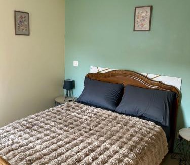 Saint-Vallier House | Studio cosy 71