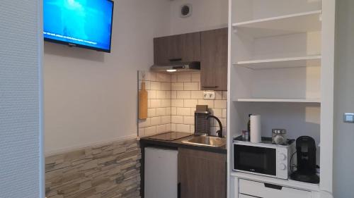 Bourbonne-les-Bains Apartment | Studio cosy en rez-de-chaussée