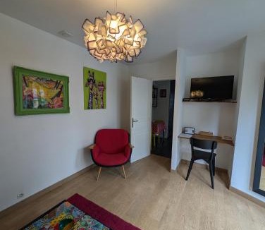 Adamville House | Studio cosy avec jardin et clim - proche Paris