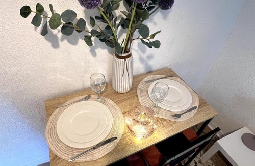 L'Hay-les-Roses Apartment | Studio Cozy