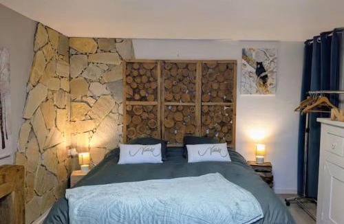 Monthion Apartment | Studio cozy - sauna privé - piscine - cuisine