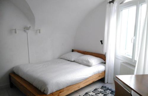 Saint-Paul-Trois-Chateaux Apartment | Studio - Fontaine