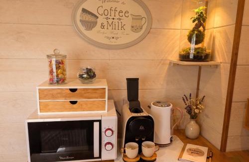 Orchamps Bed & Breakfast | Studio Figues et Noix