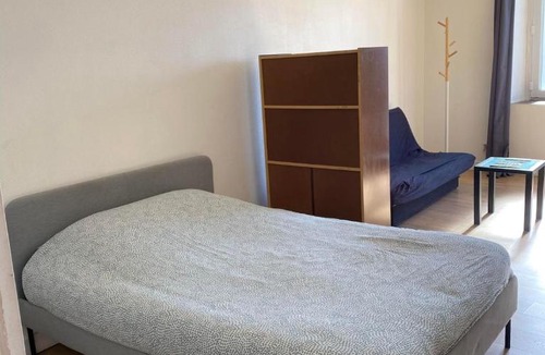 Saint-Pourcain-sur-Sioule Apartment | studio