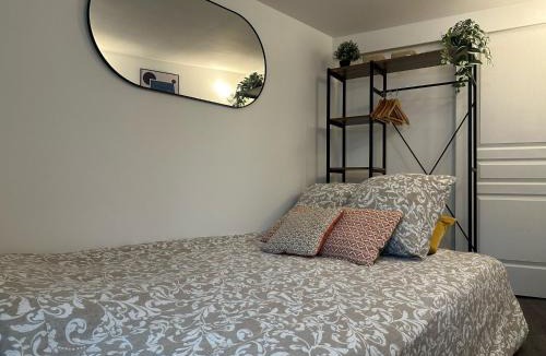 Quartier de la Porte-Saint-Denis Apartment | Studio hyper centre Paris 10