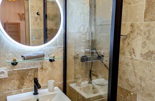 Bourgoin-Jallieu Apartment | Studio le Cosy - Bourgoin Centre