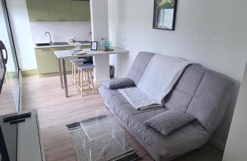 Meylan Apartment | Studio moderne Climatisé Meylan centre proche CHU