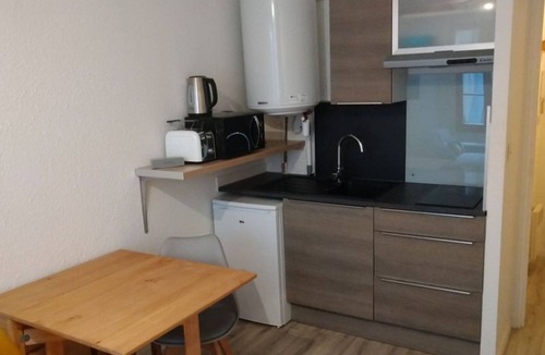 Besancon Apartment | Studio N ° 202 Furnished Besançon 15 Rue Battant