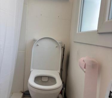Bourbonne-les-Bains Apartment | Studio neuf proche thermes