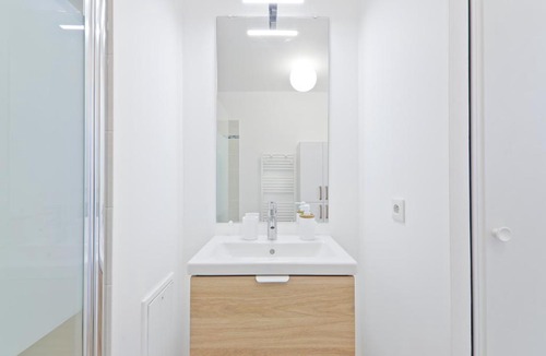 Vigneux-sur-Seine Apartment | Studio Orly 15 min I Balcon, cuisine, Wi-Fi rapide