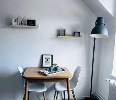 Up 1.5 Saint-Ferreol Apartment | Studio Pergaud