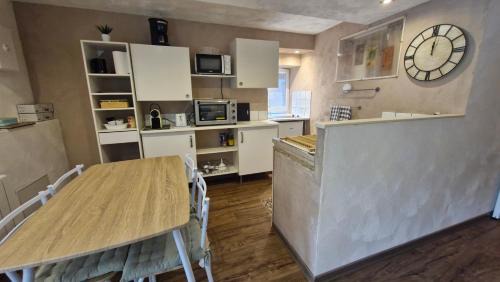 Sablons Apartment | studio Quai 84, bord du Rhône via Rhôna