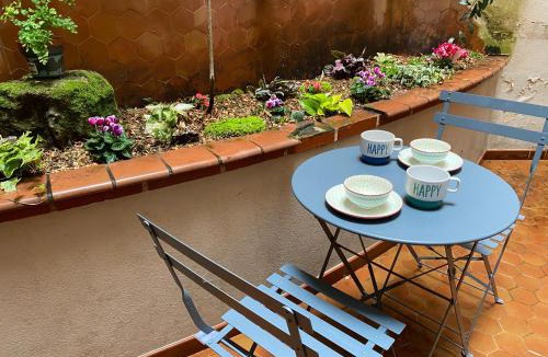 Saint-Etienne Apartment | Studio tiny et cosy quartier St Etienne