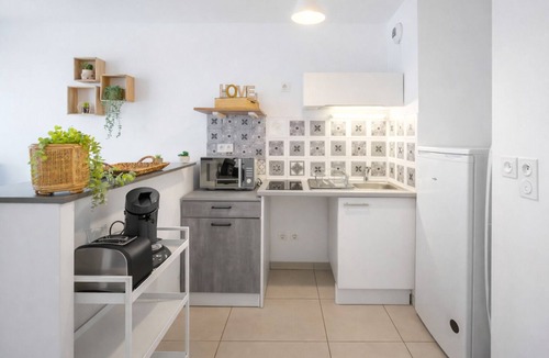 Saint-Martin Apartment | Studio with terrace & Wifi - Near Montpellier center