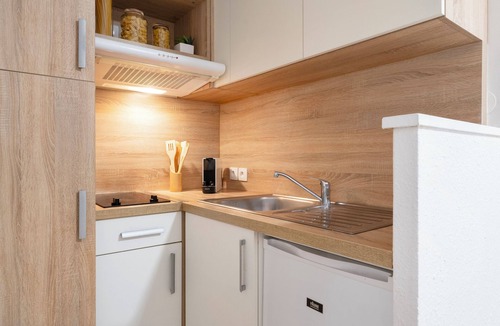 Amneville Apartment | Studios de la forêt: a cocoon in the heart of Amnéville's tourist center