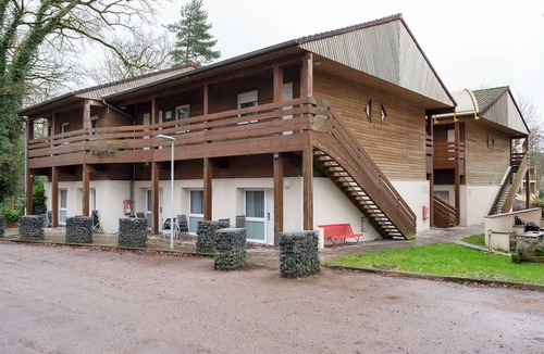 Amneville Apartment | Studios de la forêt: a cocoon in the heart of Amnéville's tourist center