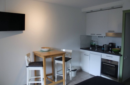 Mollans-sur-Ouveze Apartment | STUDOTEL 417 LES CHENES VERTS