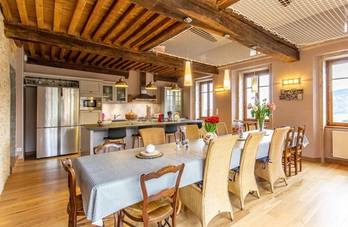 Solutre-Pouilly House | Stunning home with garden and access to the Roche de Solutré - sleeps 15