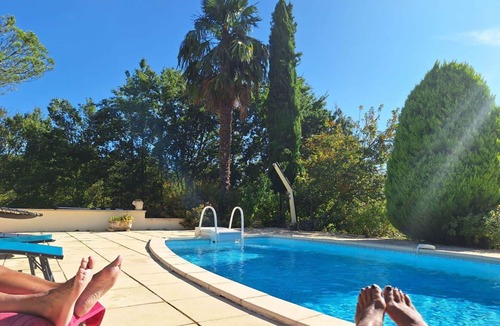 Blanquefort-sur-Briolance Villa | Stunning private villa for 5 people with private pool, A/C, WIFI, TV, terrace and pets allowed