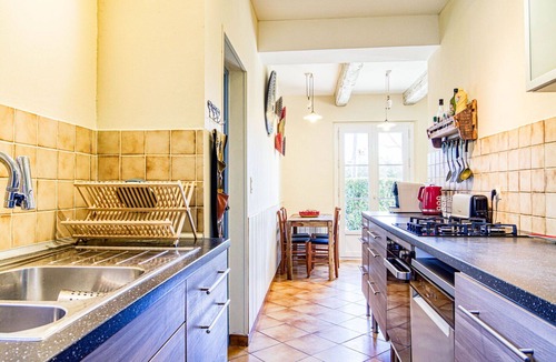 Figanieres House | Stunning private villa for 8 guests with WIFI, private pool, TV and terrace