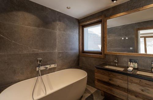 Le Praz Ski Chalet | Sublime chalet avec sauna et animaux admis à Courchevel - FR-1-568-33