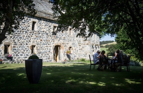 Sagnes-et-Goudoulet House | Suchasson: Exceptional Gîte in Ardèche