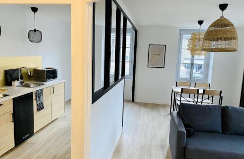 Montceau-les-Mines Apartment | Suite 24 L'Annexe