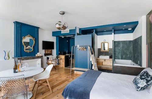 Charlieu Apartment | Suite avec 2 chambres balnéo duo & cœur de ville