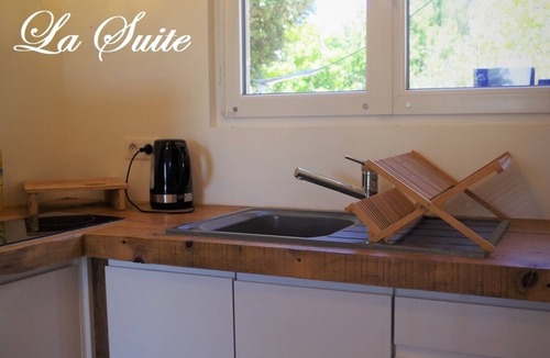 Suze-la-Rousse Apartment | Suite de charme Drôme Provençale