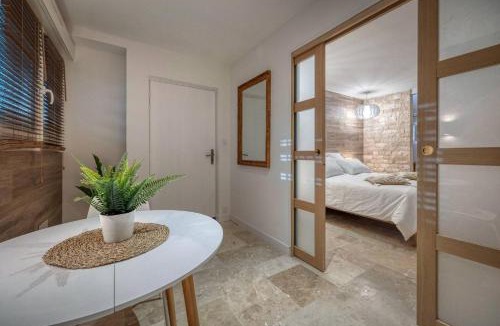 Saint-Martin-d'Heres Bed & Breakfast | Suite romantique luxueuse avec Spa
