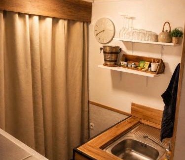 Coligny Apartment | Suite spa Romantique avec piscine privée cosy clim