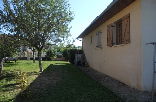 Lons Agglomeration House | Summer rental Villa & pool Lons le Saunier