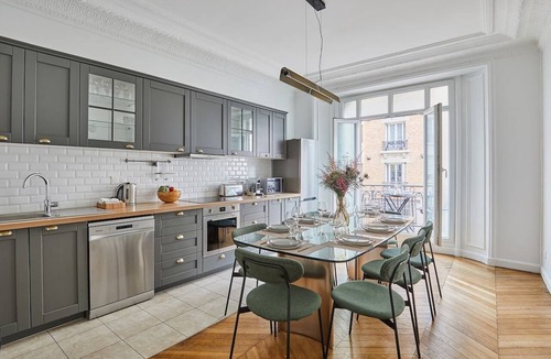 Quartier de la Porte-Saint-Denis Apartment | Superb Apartment in the Heart of Paris